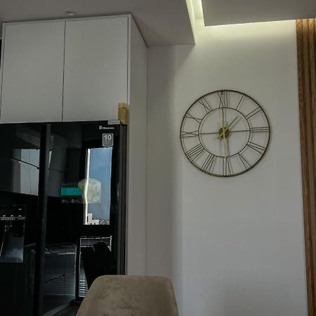 Lux Apartment At Arlis Tirana Buitenkant foto