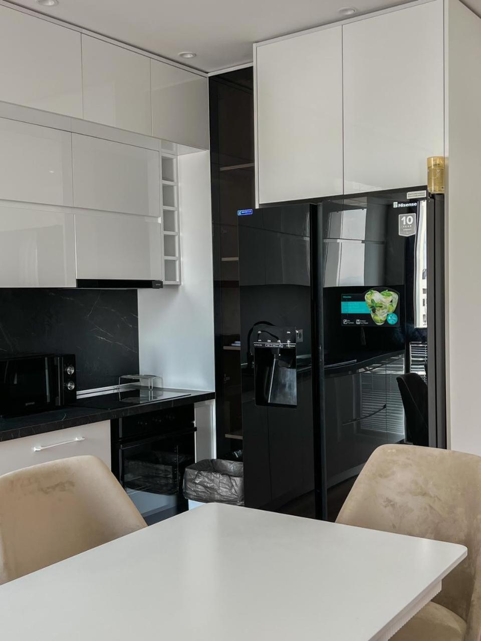 Lux Apartment At Arlis Tirana Buitenkant foto